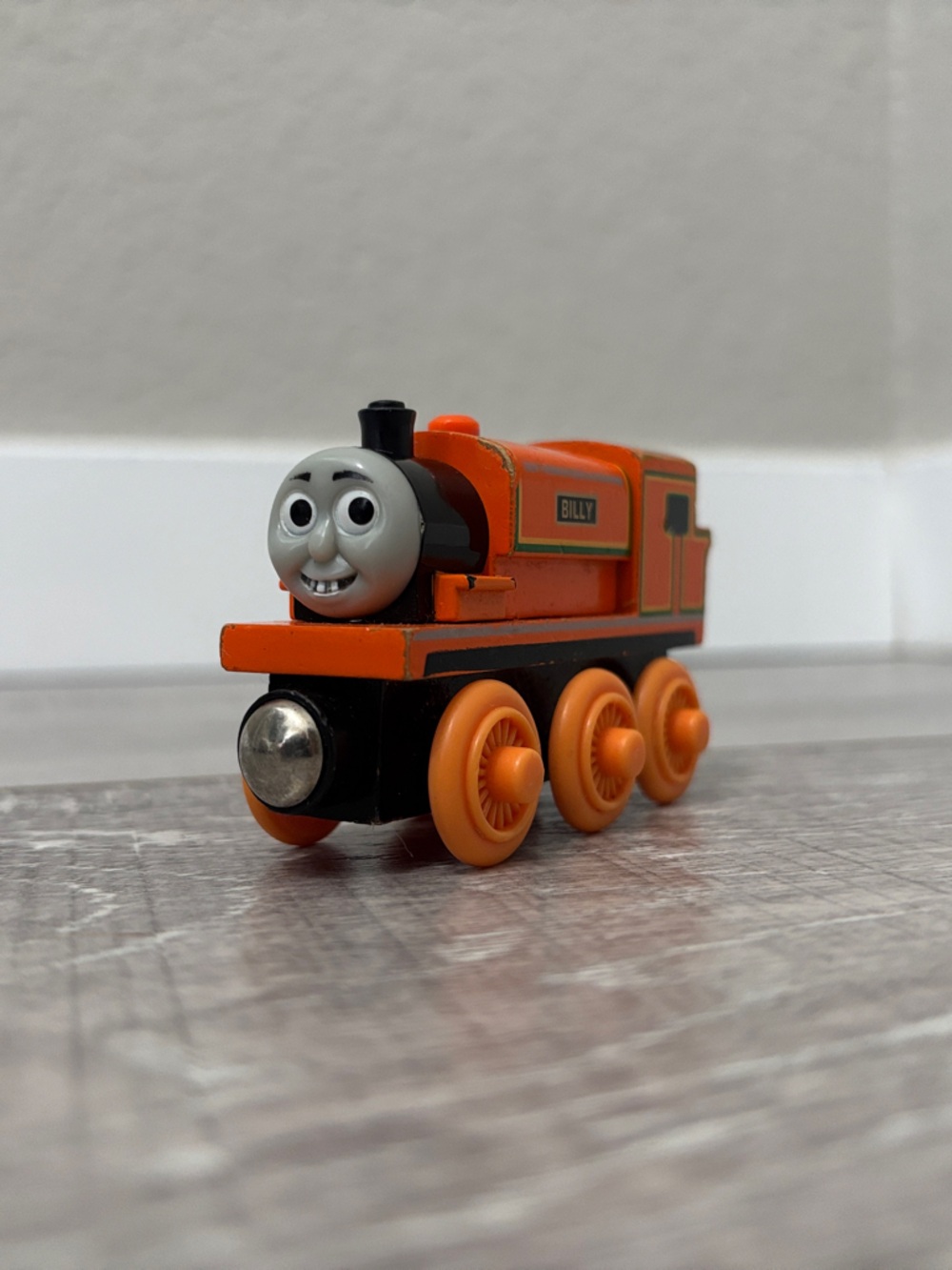 Wooden Billy UK Version - Thomas & Friends
